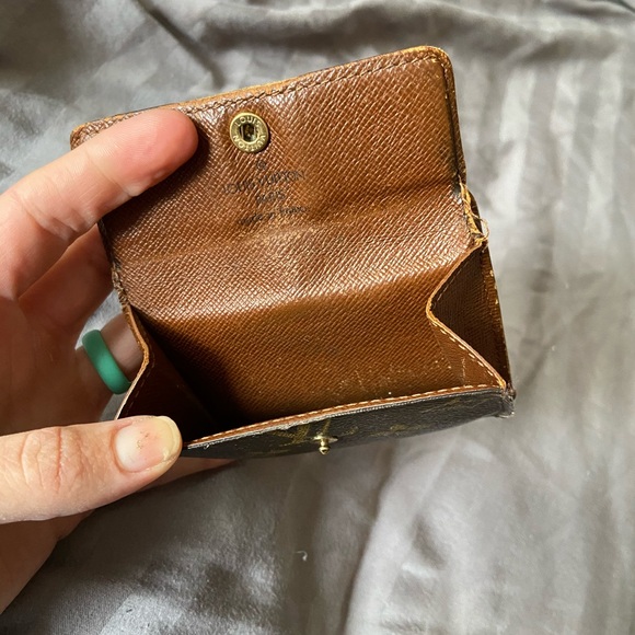 SOLD ON IG MOVEDBYMAVEN - Picture 8 of 8